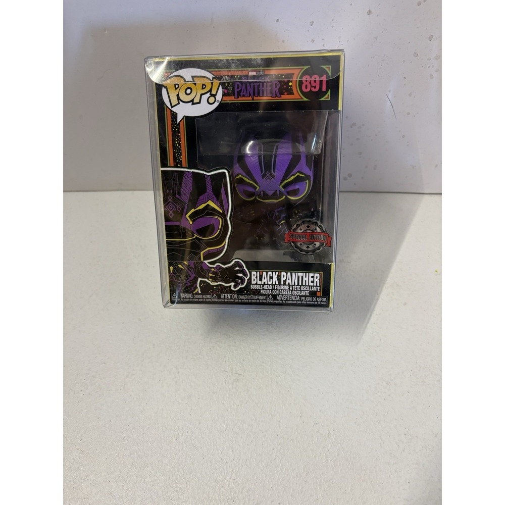 Funko Pop! Marvel Black Light Black Panther #891 Vinyl Special W/ Protector